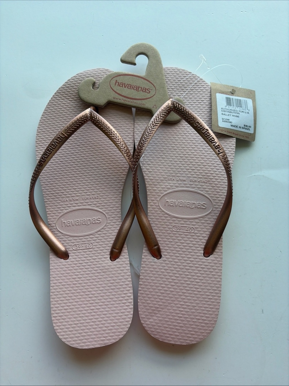Havaianas Women's Slim Flip Flops in Light Pink with Metallic Bronze Straps